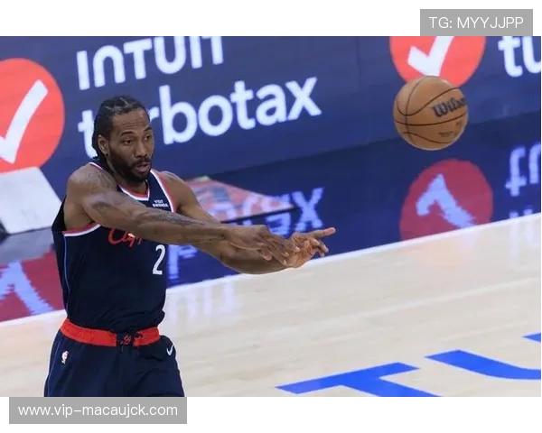 快船伦纳德29+7+8延续稳定输出 球队三分命中率46.2%创赛季新高